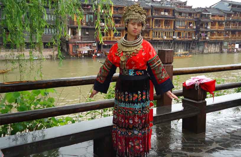 正翔戶外照明湘西鳳凰旅游2
