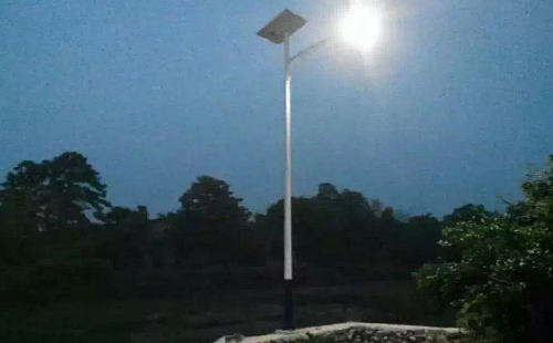 正翔太陽能LED路燈