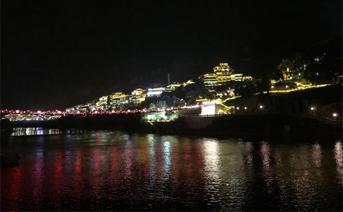 貴州仁懷市茅臺鎮觀景臺景觀燈