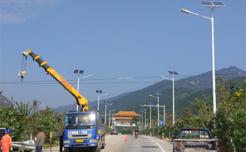 太陽能路燈