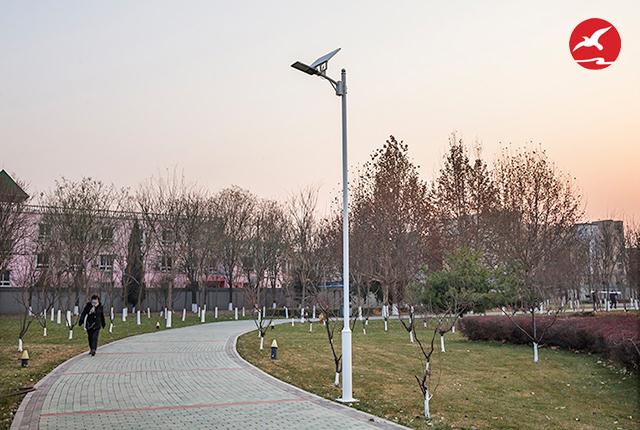 正翔照明太陽能路燈