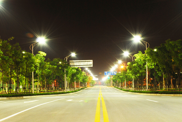 道路智能路燈照明