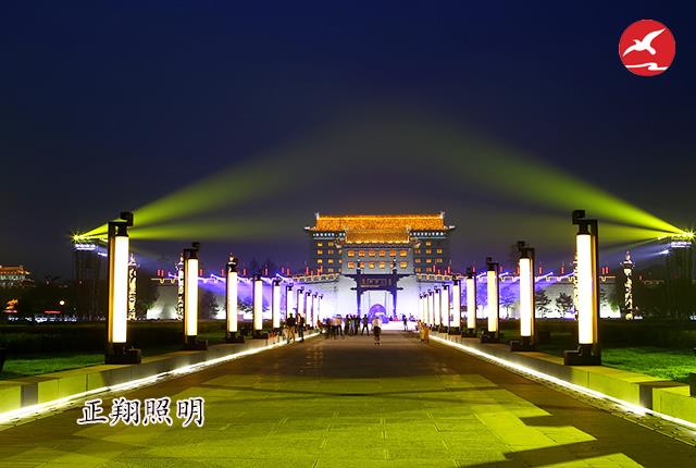 夜晚廣場(chǎng)LED景觀燈