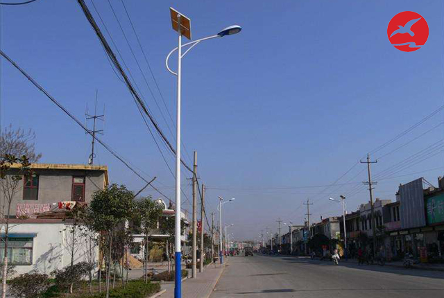 太陽能路燈在新農(nóng)村建設(shè)中的應(yīng)用分析