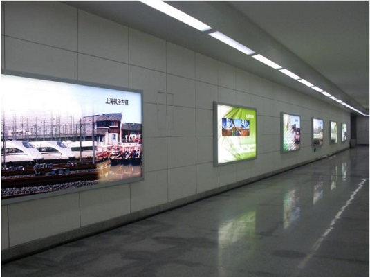 地鐵LED顯示屏安裝