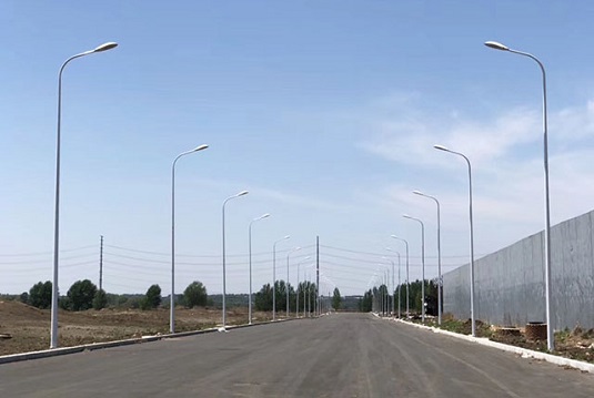 黑龍江安達市先源鄉LED路燈