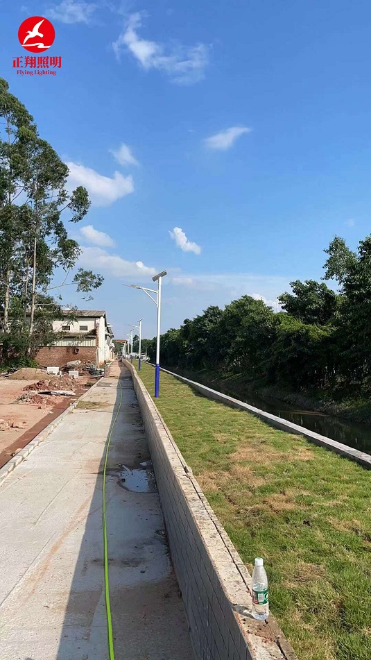 廣州市城區(qū)工程太陽(yáng)能路燈安裝