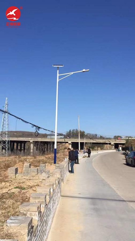 河南省三峽市靈寶市太陽(yáng)能路燈工程案例
