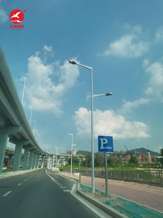中山坦洲快線高低臂路燈安裝
