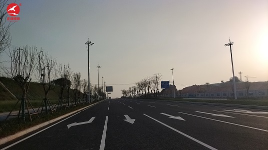 福建廈門中桿燈安裝