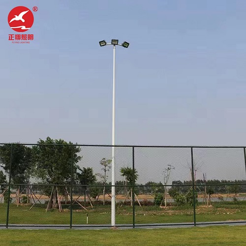  東莞鳳崗廣場(chǎng)球場(chǎng)燈