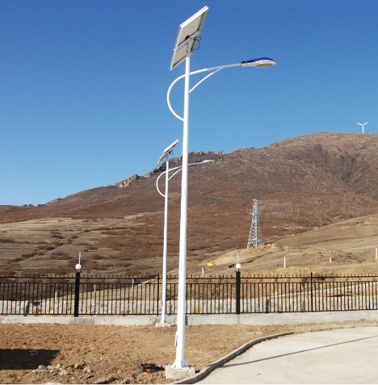 太陽能路燈比傳統路燈有什么優勢